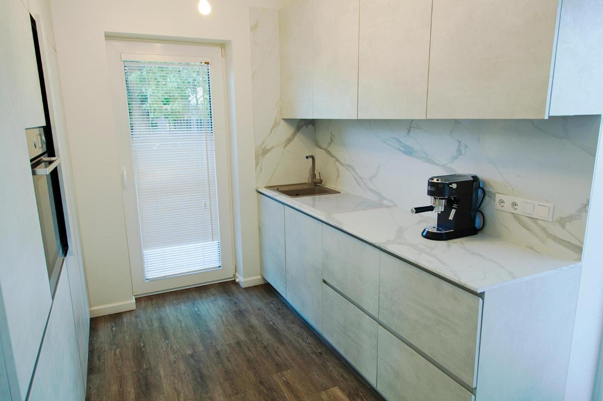 Owls Hill Apartment Каунас Екстериор снимка