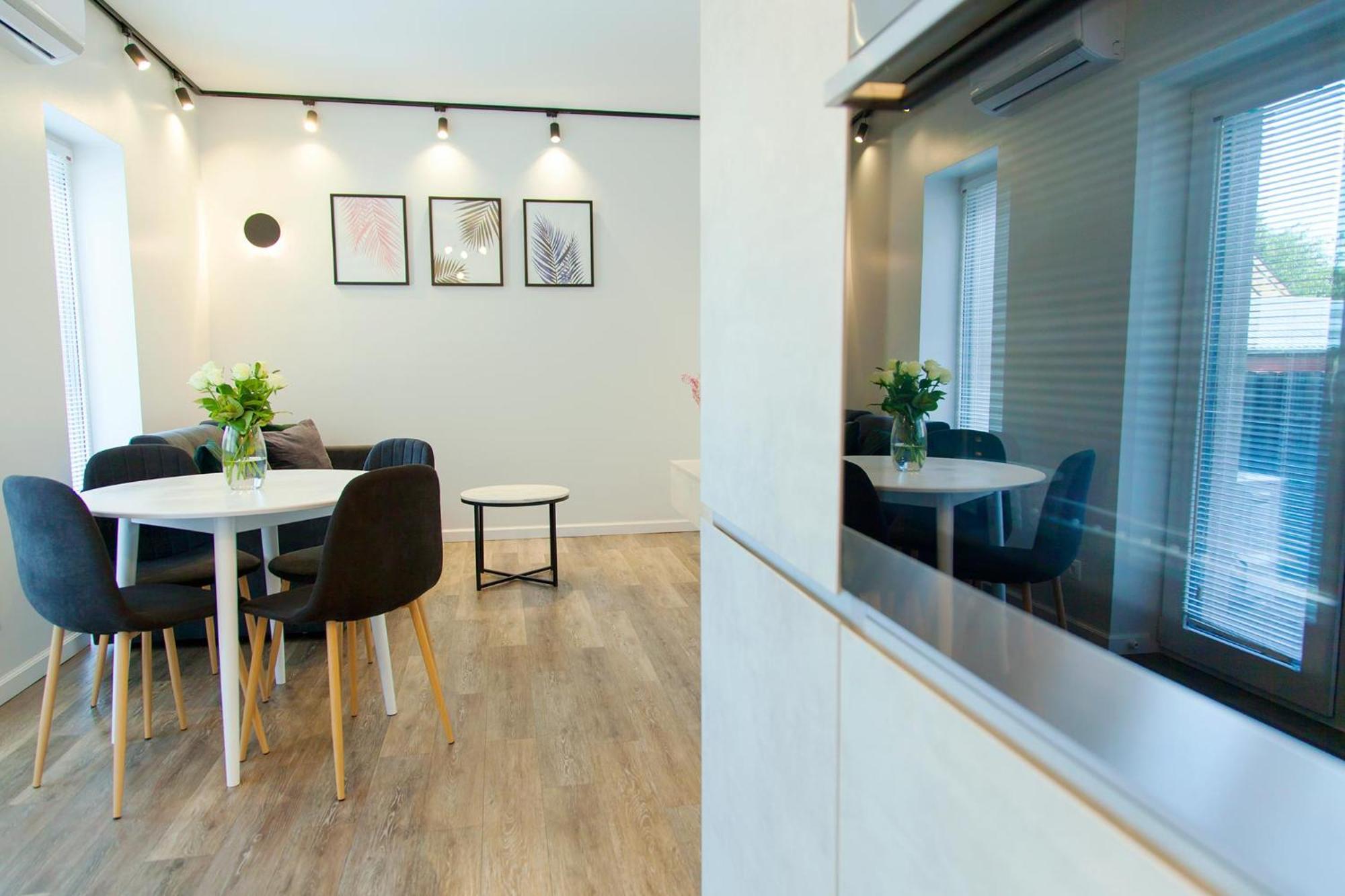 Owls Hill Apartment Каунас Екстериор снимка